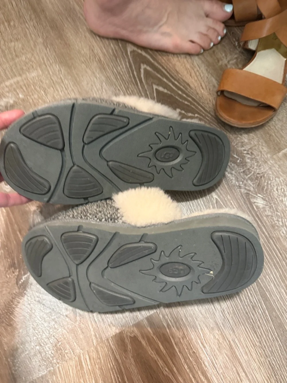 UGG Women's Gray Knit Slippers with Cream Shearling Collar - Picture 2 of 2